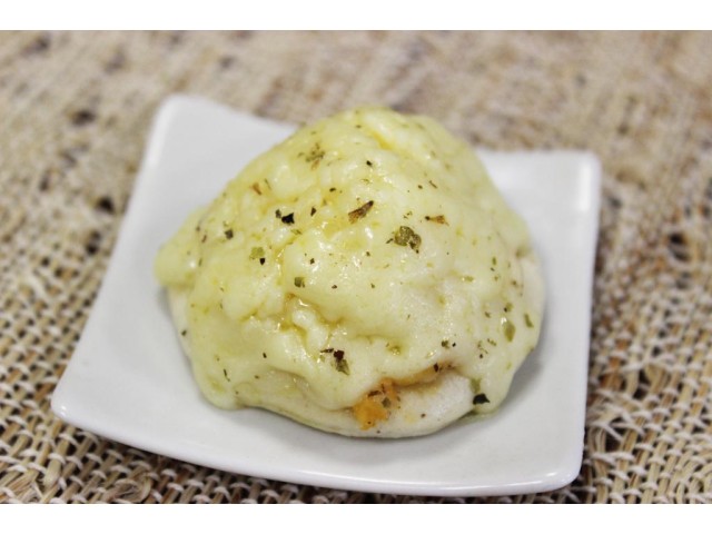 Mini Pizza de queijo e frango 25un